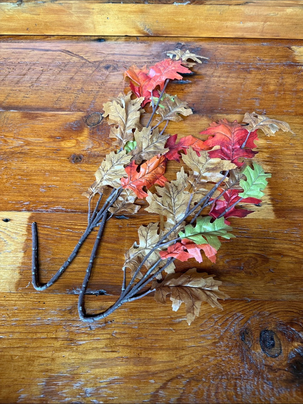 🍂 2 25” Autumn Oak Leaf Sprays - Red, Orange, Green, Brown